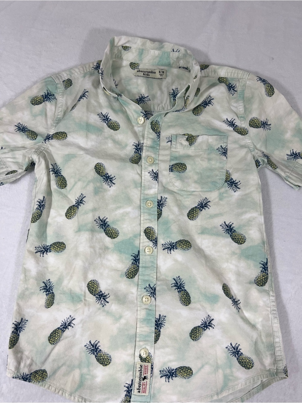 Abercrombie & Fitch Kids Pineapple Print Button-Down Shirt - Light Green